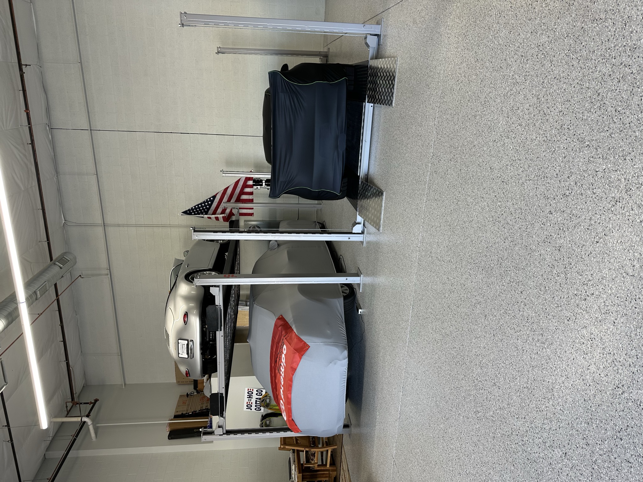 Car Lift & Porsche — Scottsdale | RX Garage